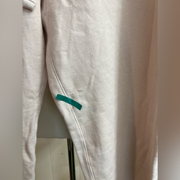 Frank & Eileen Pants Medium Pink Catherine Cropped Triple Fleece $198 Sweatpants - Picture 5 of 6